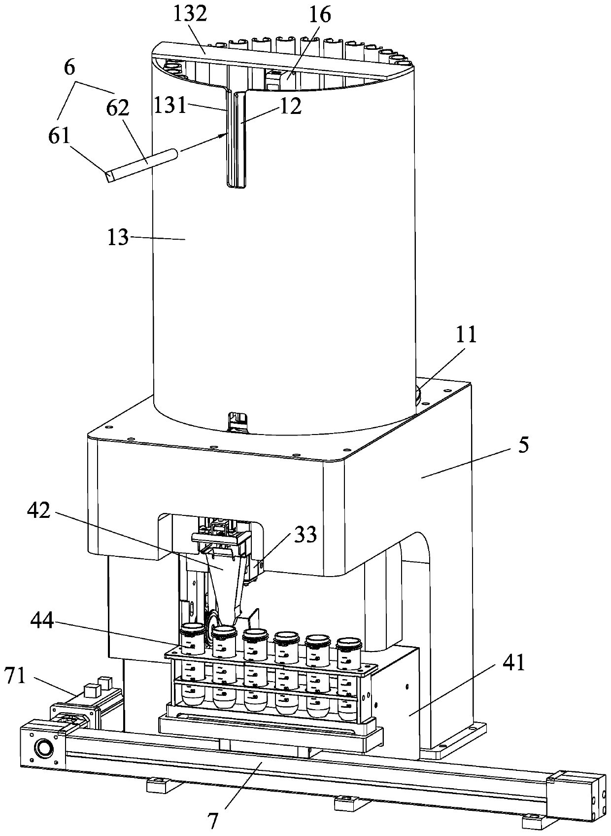 Automatic salting device for pretreatment of salt powder tube sample