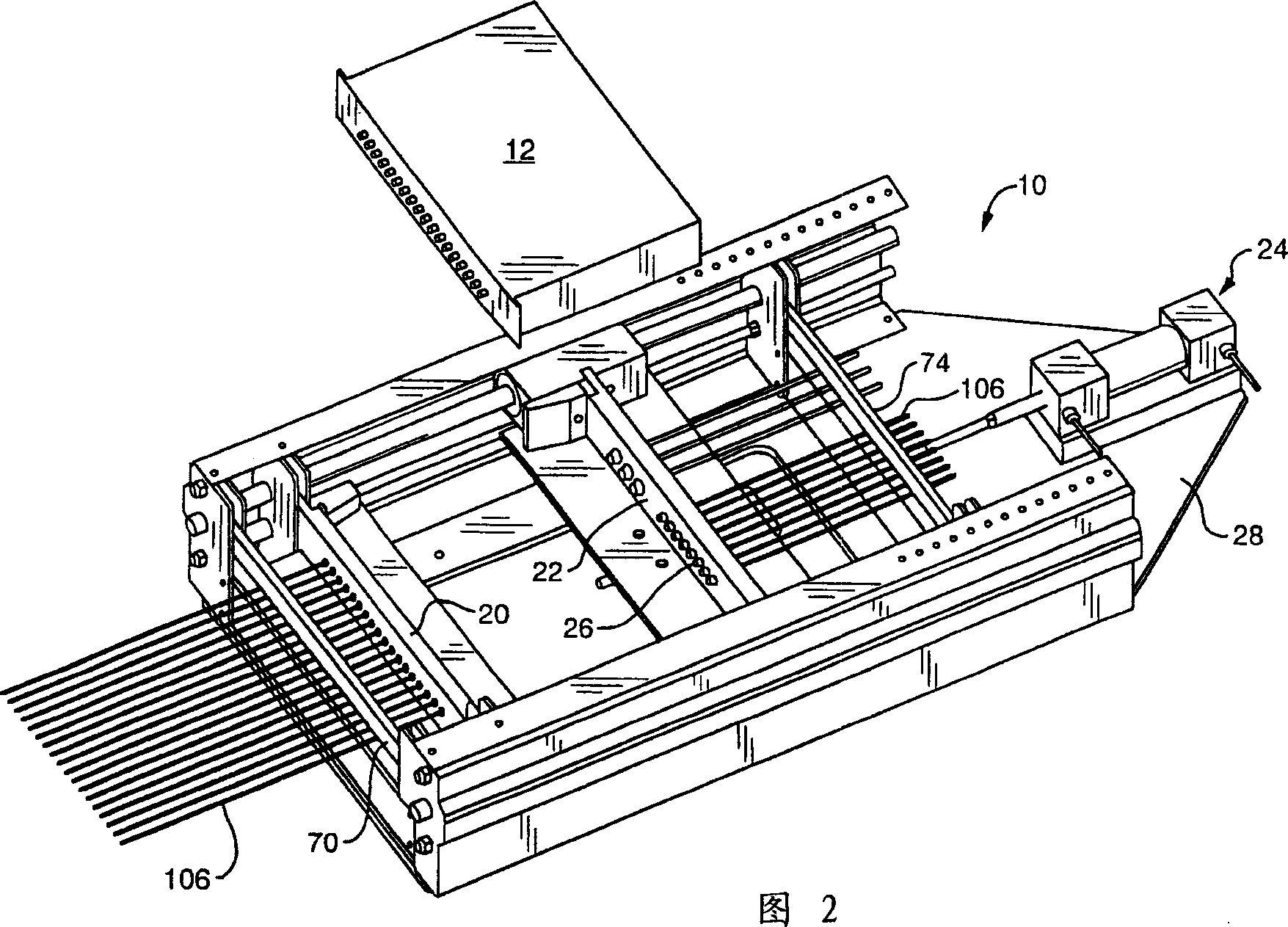 Self-aligning interface apparatus for use in testing electrical devices