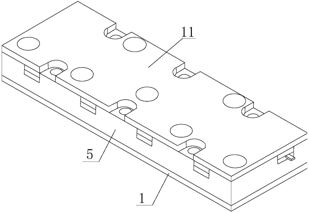 Multi-joint broadband isolator