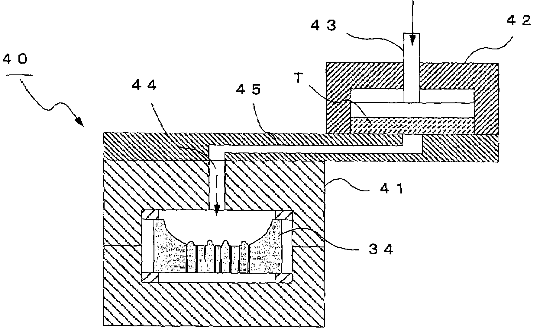 Method for producing tire vulcanizing mold and tire vulcanizing mold