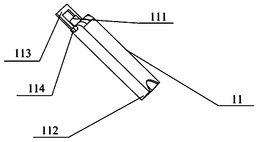 Cavity cleaning structure and oven