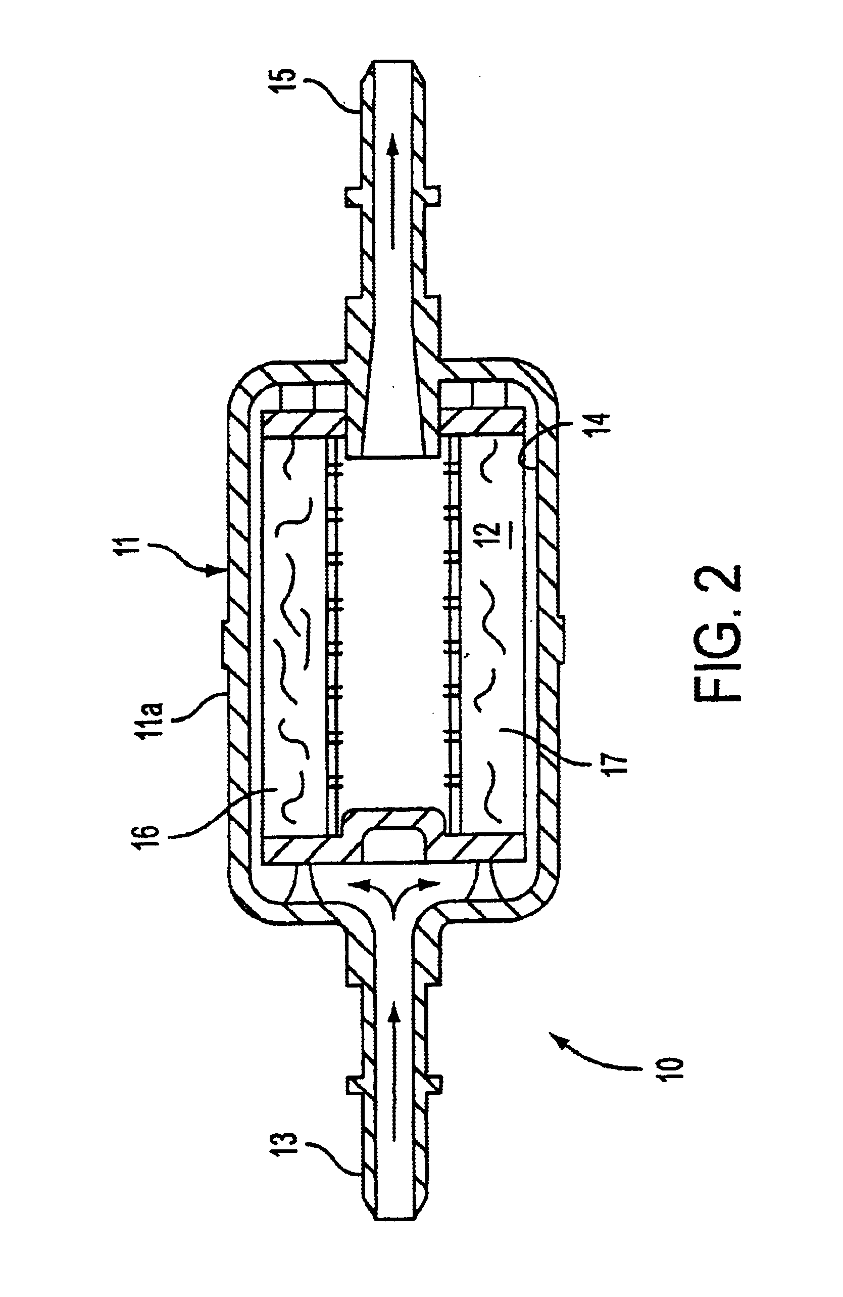 Filter apparatus for removing sulfur-containing compounds from liquid fuels, and methods of using same