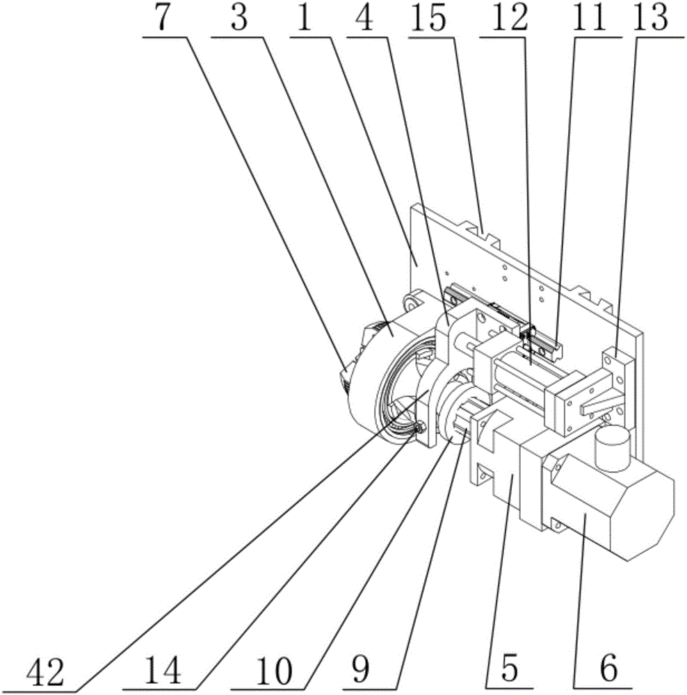 Rotating feeding device capable of achieving clamping from interior of pipe end