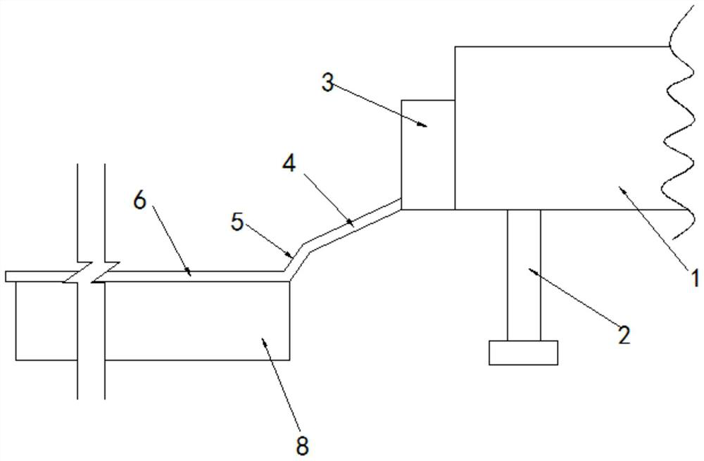 A packaged product conveying device that is convenient for unloading