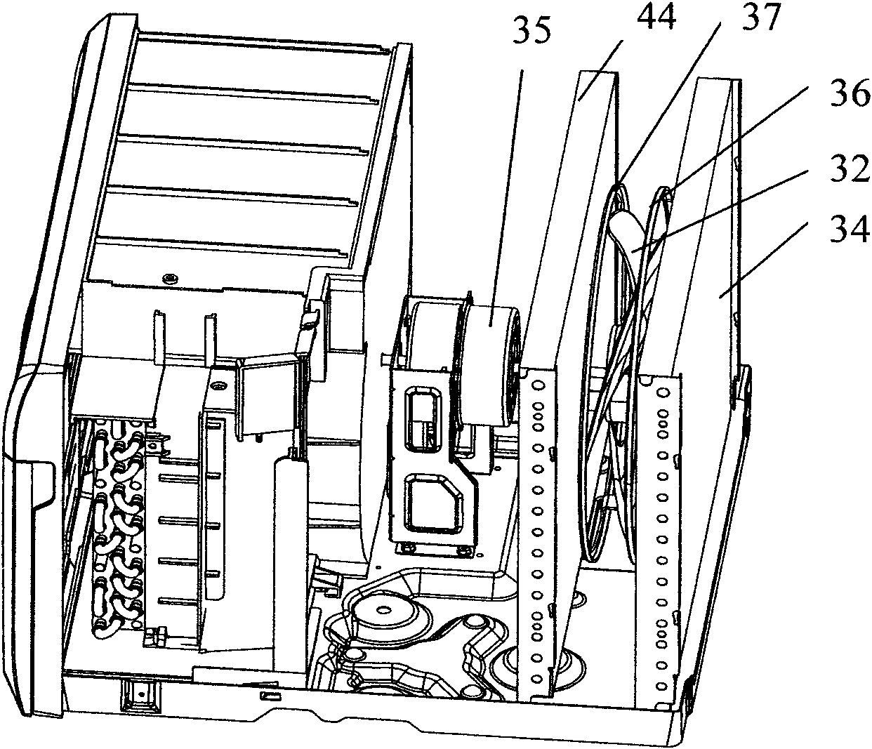 Window air conditioner comprising outdoor fan with two water-kicking rings