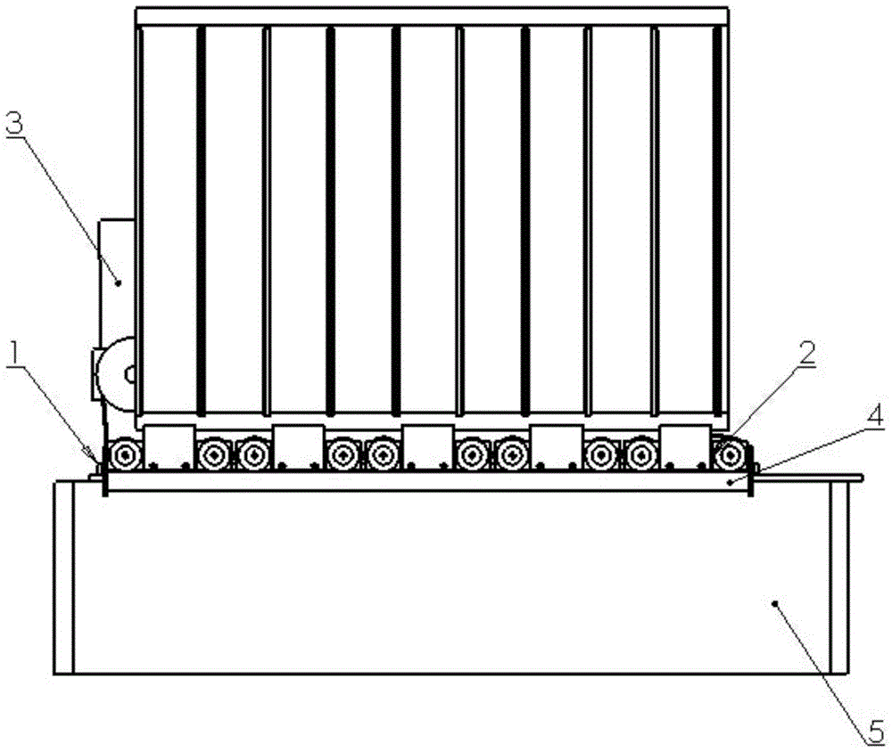 Perpendicular reversing device during cigarette carton transmission