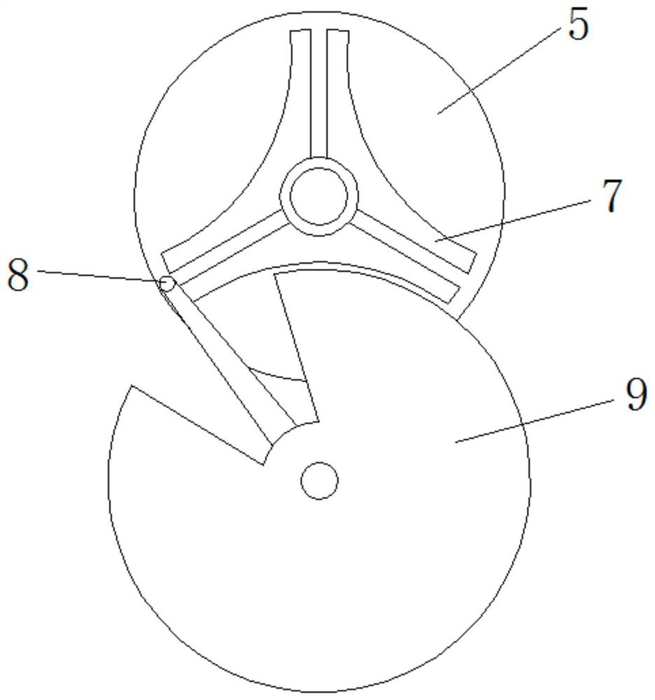 A kitchen sewage treatment device using the principle of sheave drive