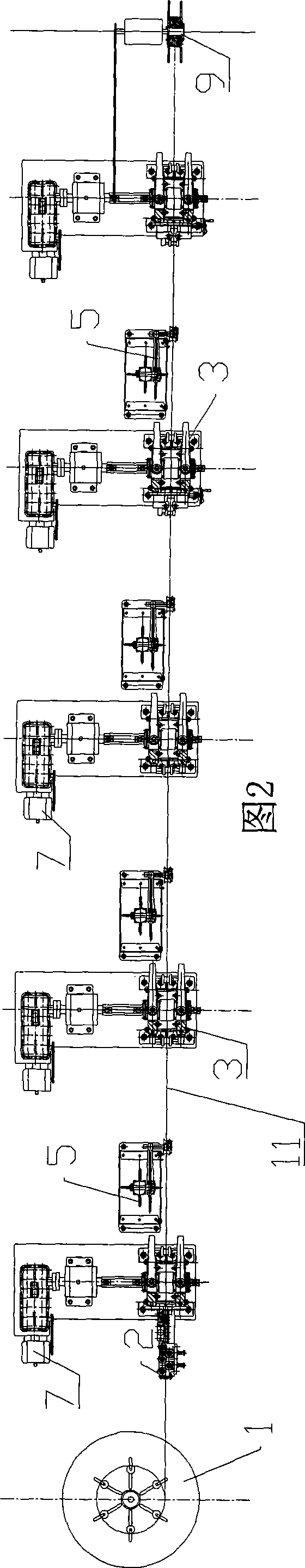 Equipment for rolling round thread into flat thread