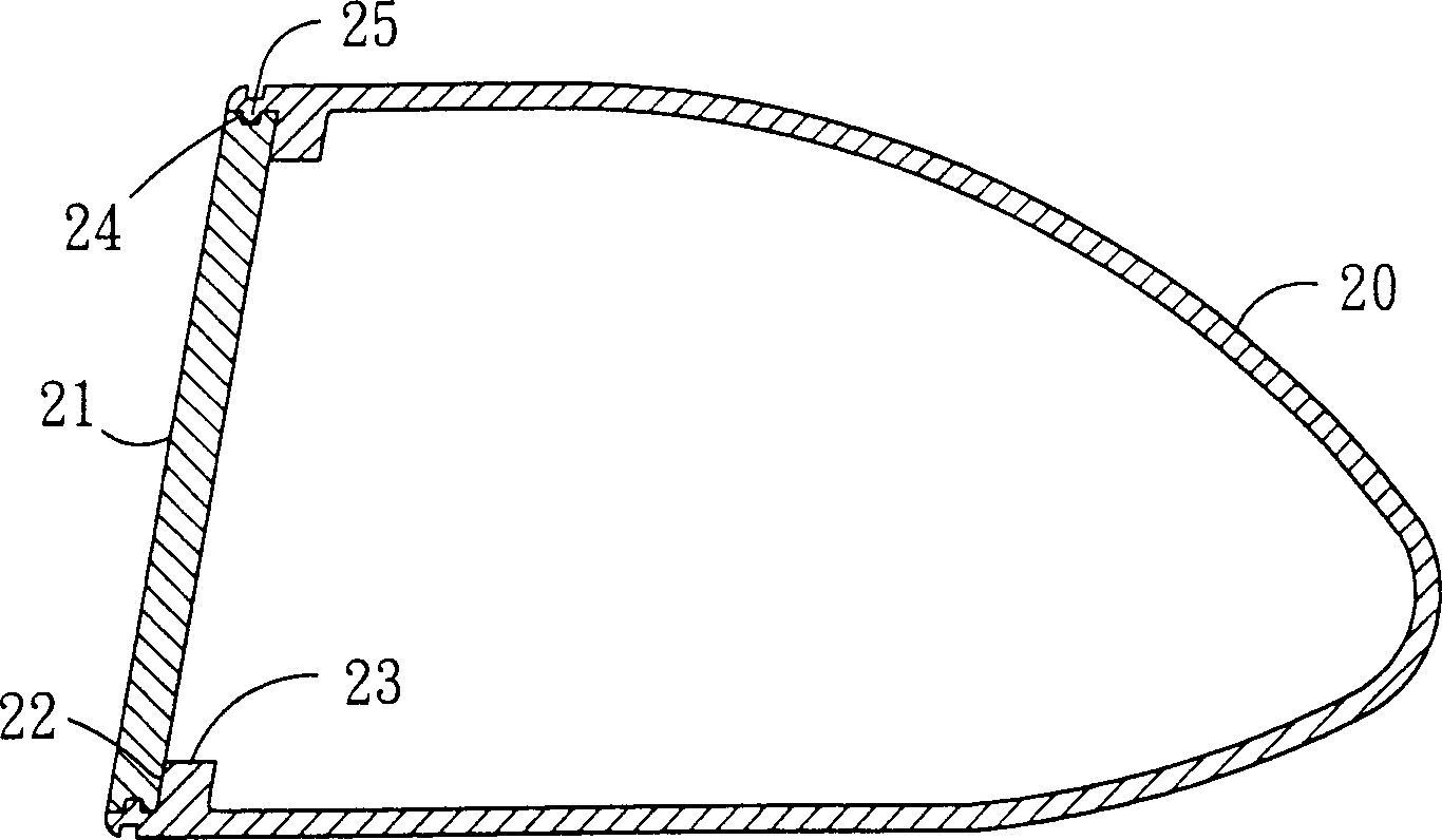 Golf club head and manufacturing method thereof