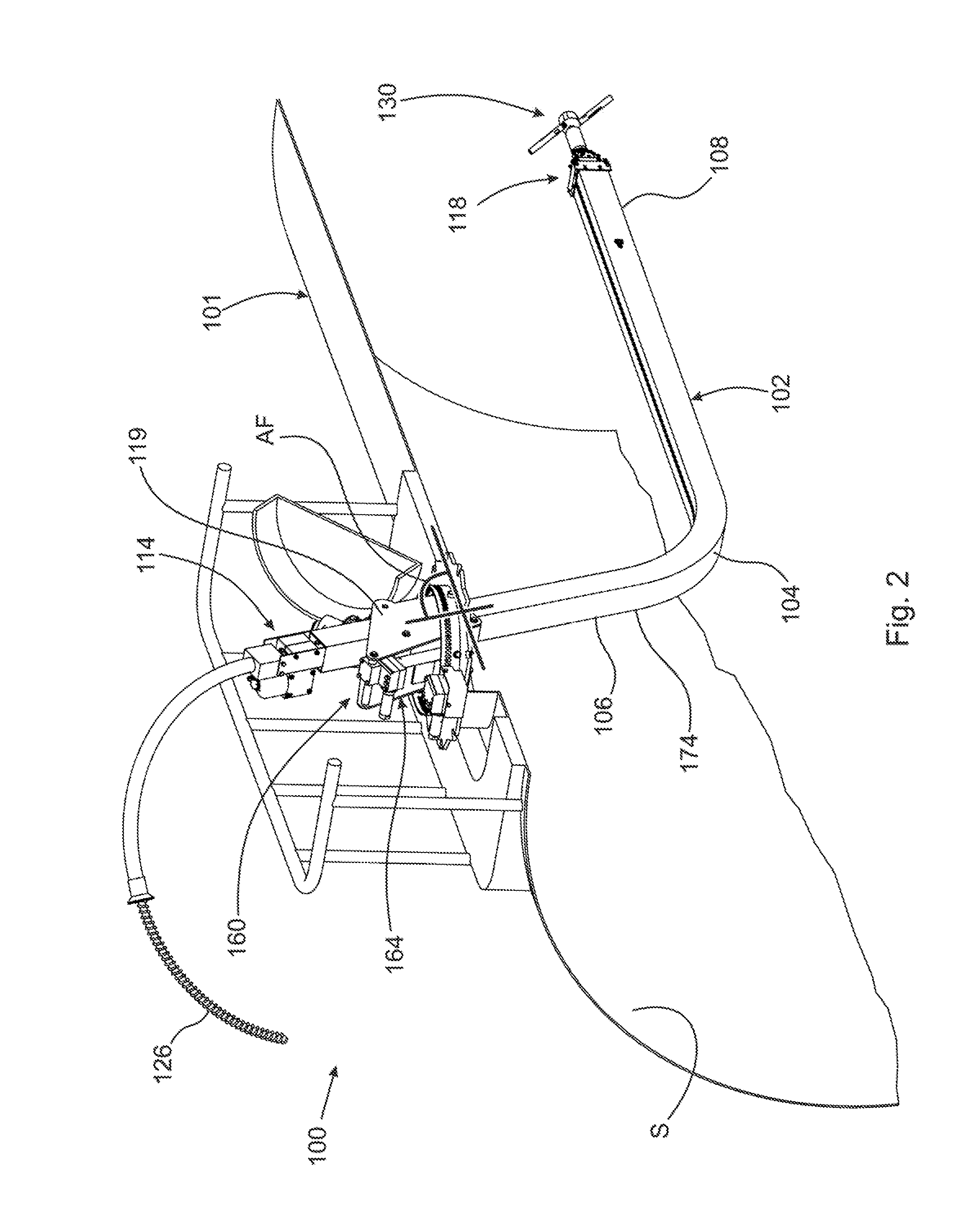 Apparatus for insertion in a tank and method thereof