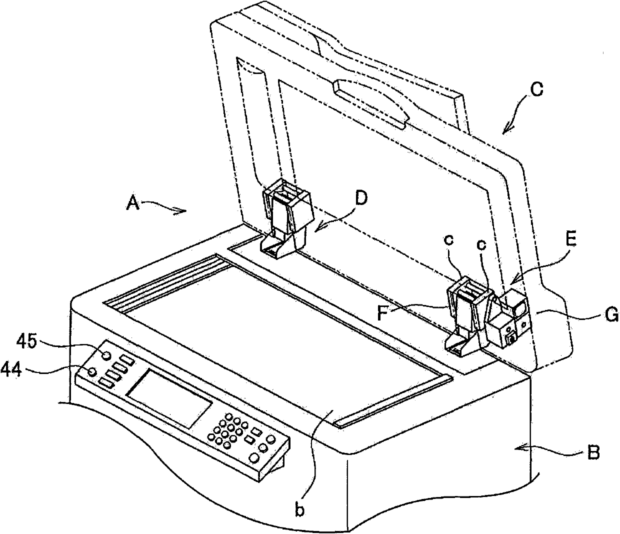 Automatic opening and closing device of opening and closing member and passive opening and closing member using the device