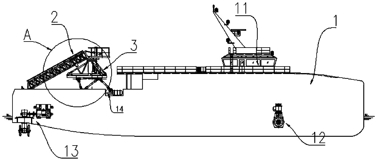Wind power operation and maintenance ship with compensation boarding and parking function, and boarding and parking method thereof