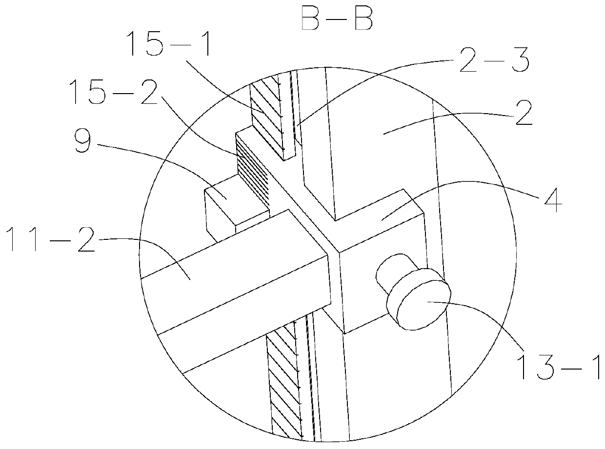 Shaft type part measurement device based on sensing technology and measurement method thereof