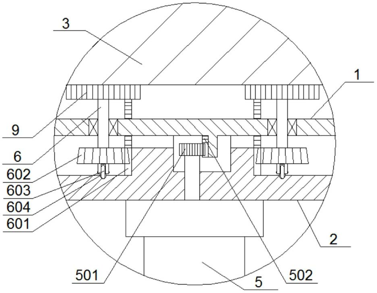 An anti-tilt skin cleaning device for overhead cables