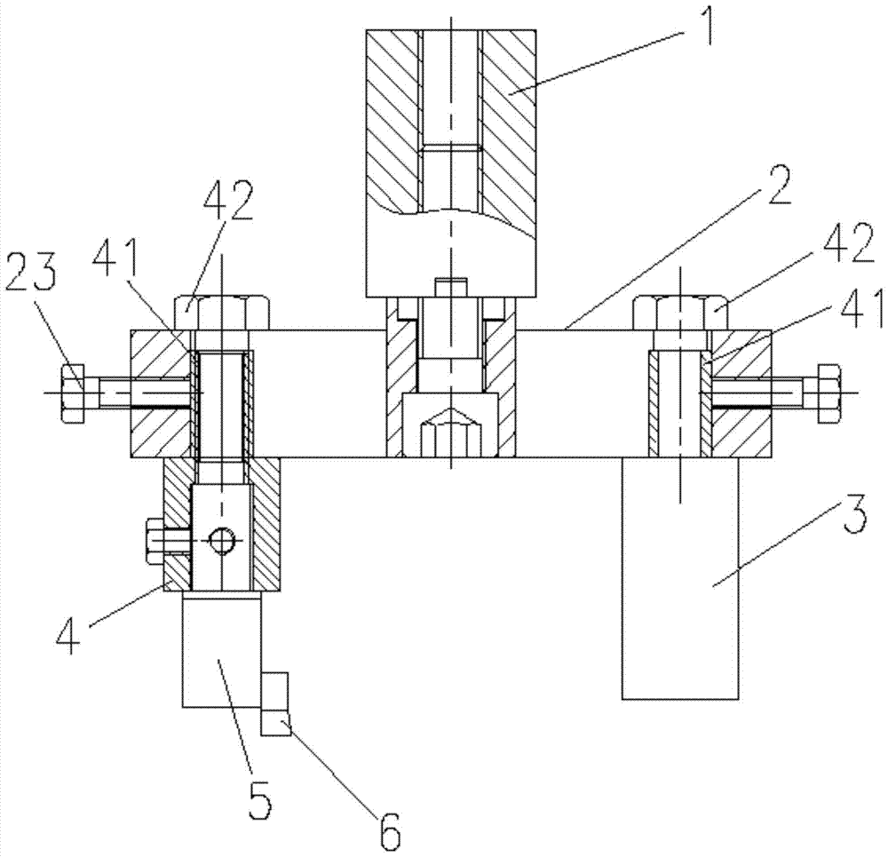 Adjustable tool for machining outer cylindrical surface and using method thereof