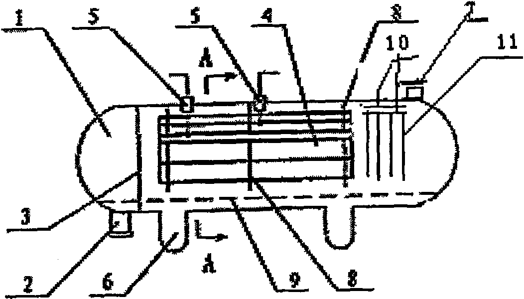 Electric desalting/dewatering device with efficient combined electrode