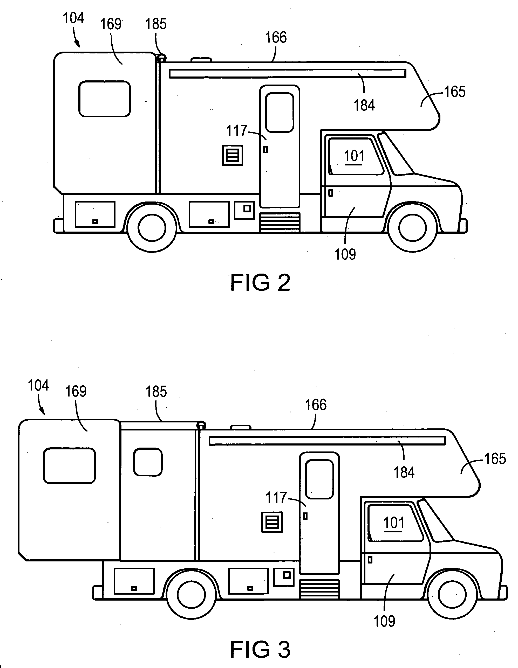 Recreational vehicle with expandable living area
