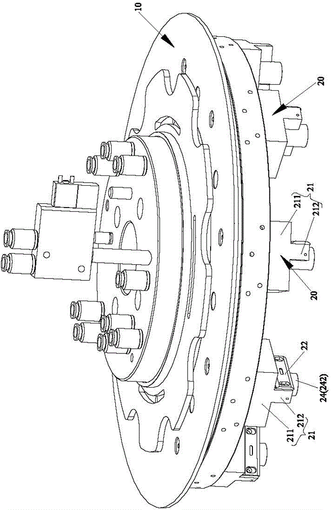 Material cutting and feeding device of cover making machine