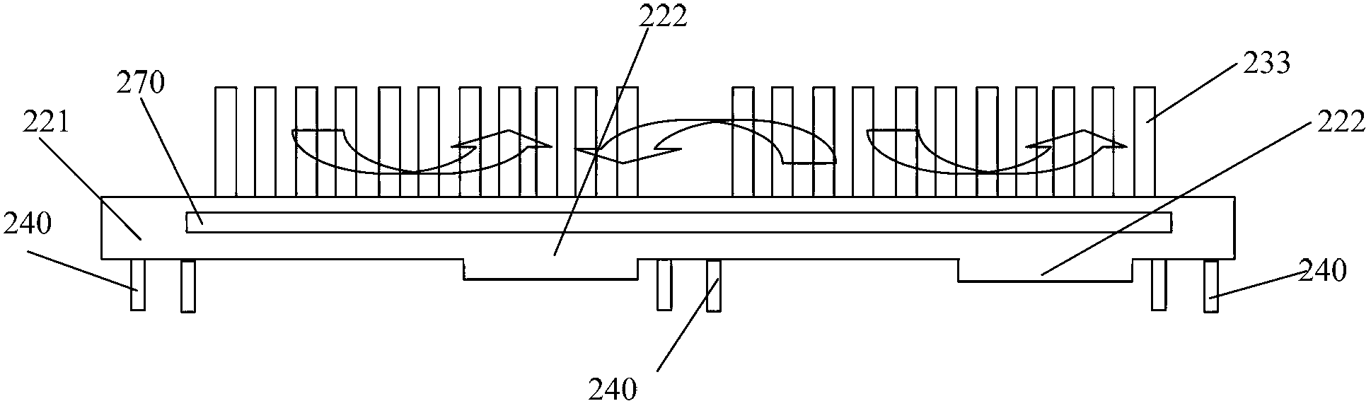 Heat radiator shared by multiple chips and circuit board provided with same