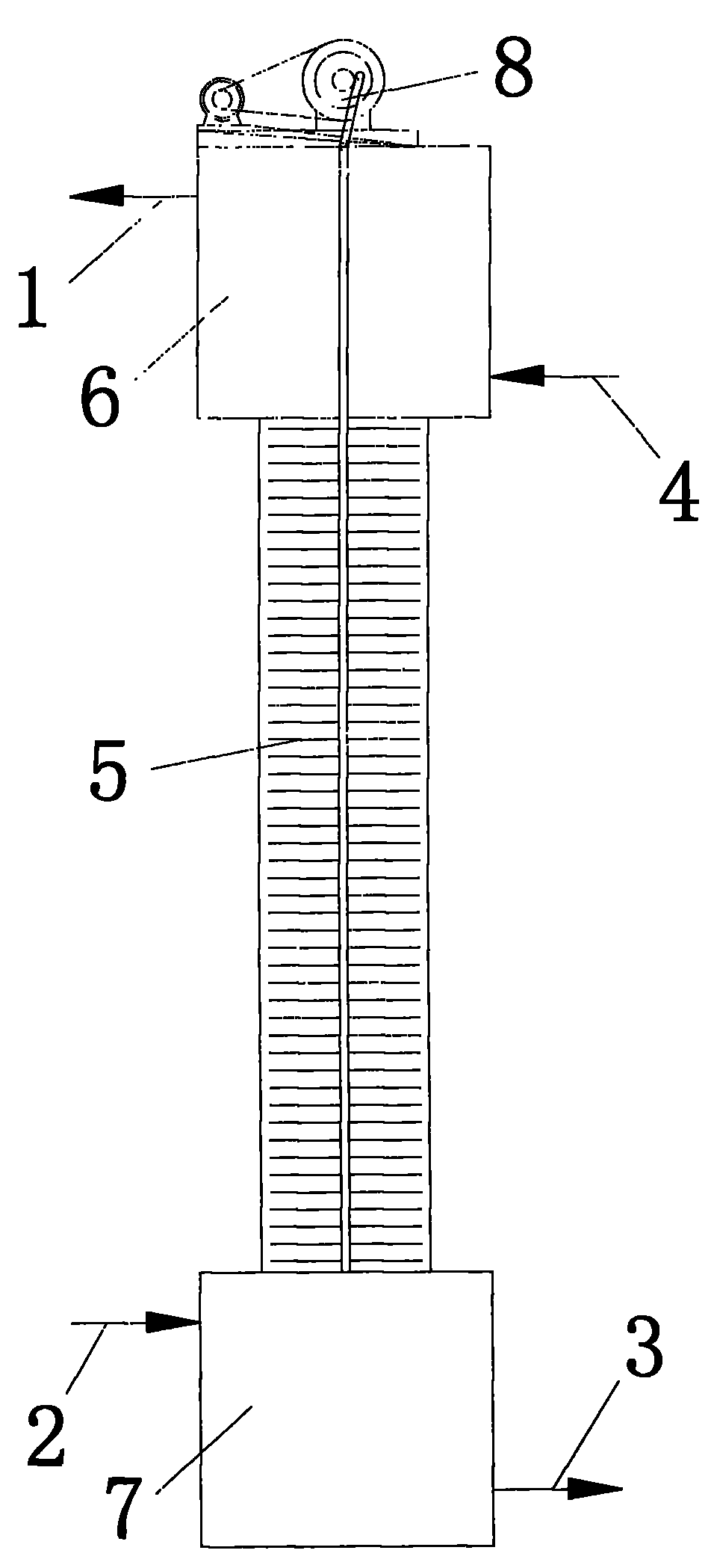 Method for extracting and purifying normal uranium with vibrating screen plate column
