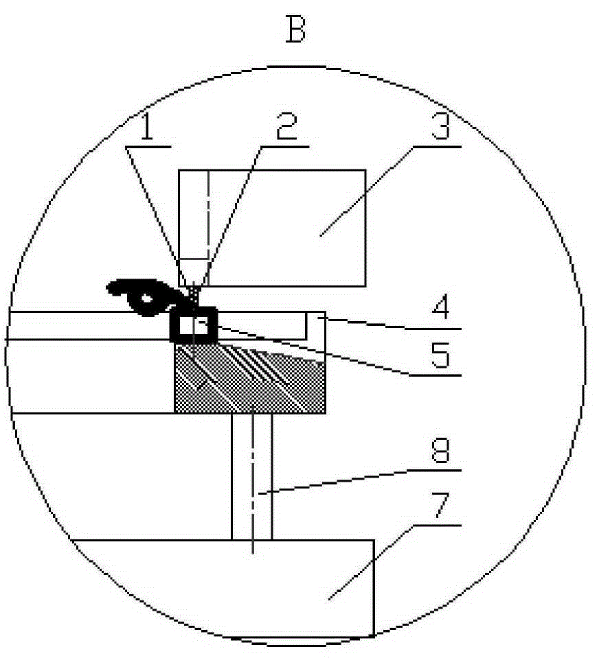 A flange defect automatic detection device and detection method
