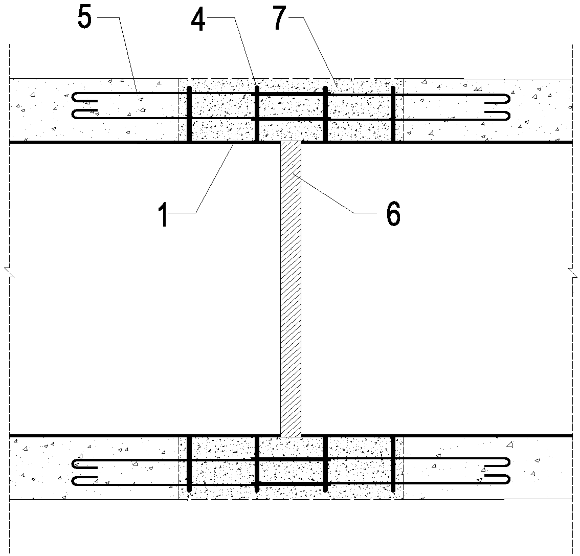 UHPC-SS (Ultra High Performance Concrete) composite pipeline and manufacturing method thereof