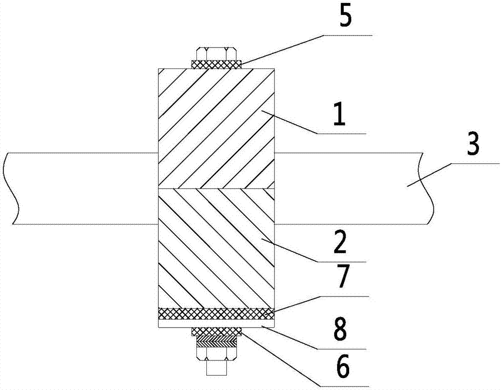 High-current direct current power transmission line insulating structure