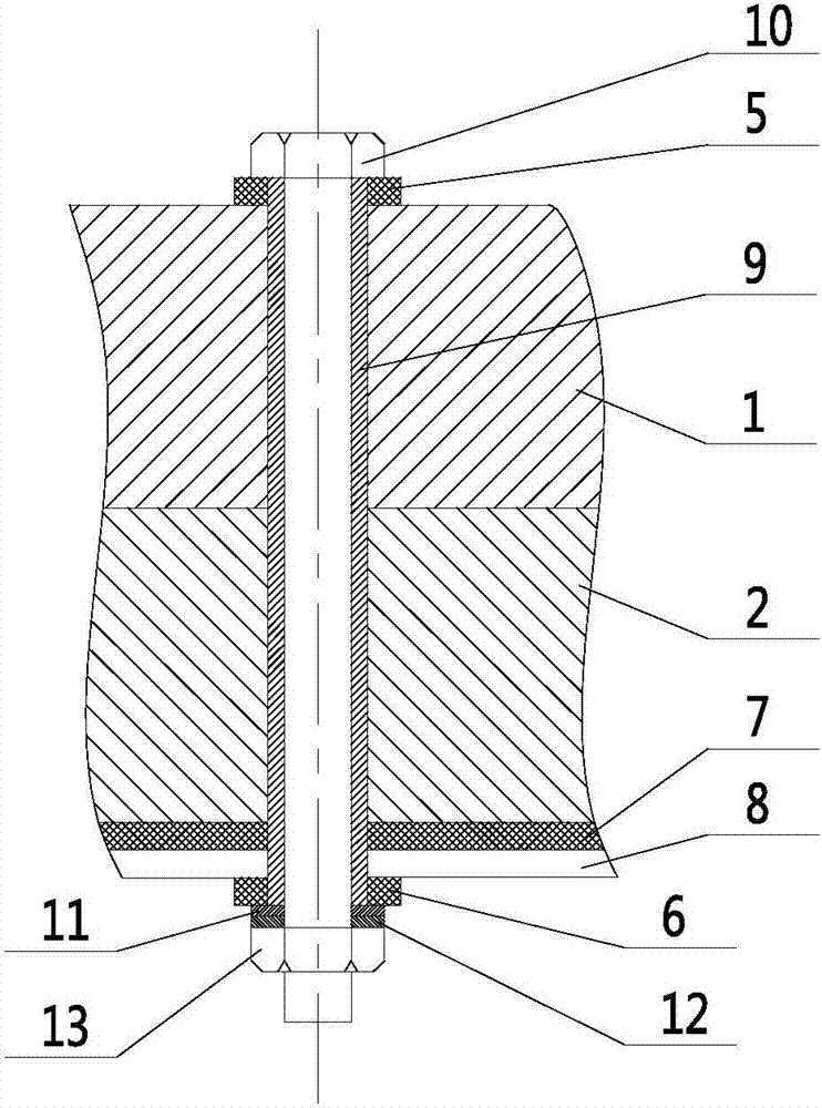 High-current direct current power transmission line insulating structure