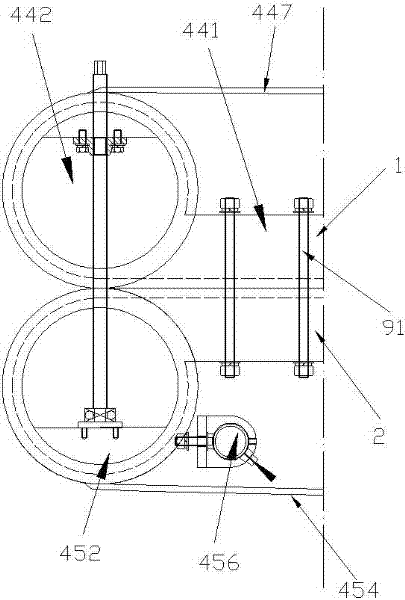 Slide pressurizing mechanism used in slide pressurizing continuous solid-liquid separating machine
