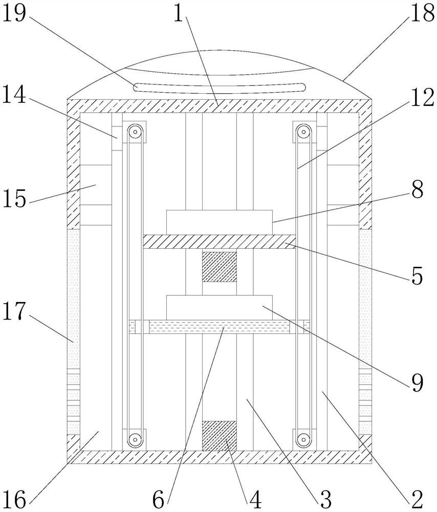 Humidifying device with multi-stage spraying design