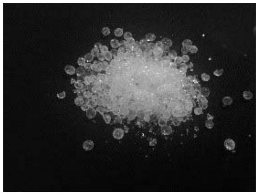 Silica gel-based composite drying agent and preparation method thereof