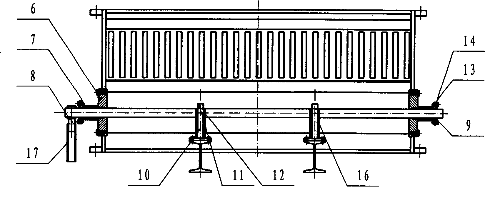 Swinging discharge device of industrial furnace