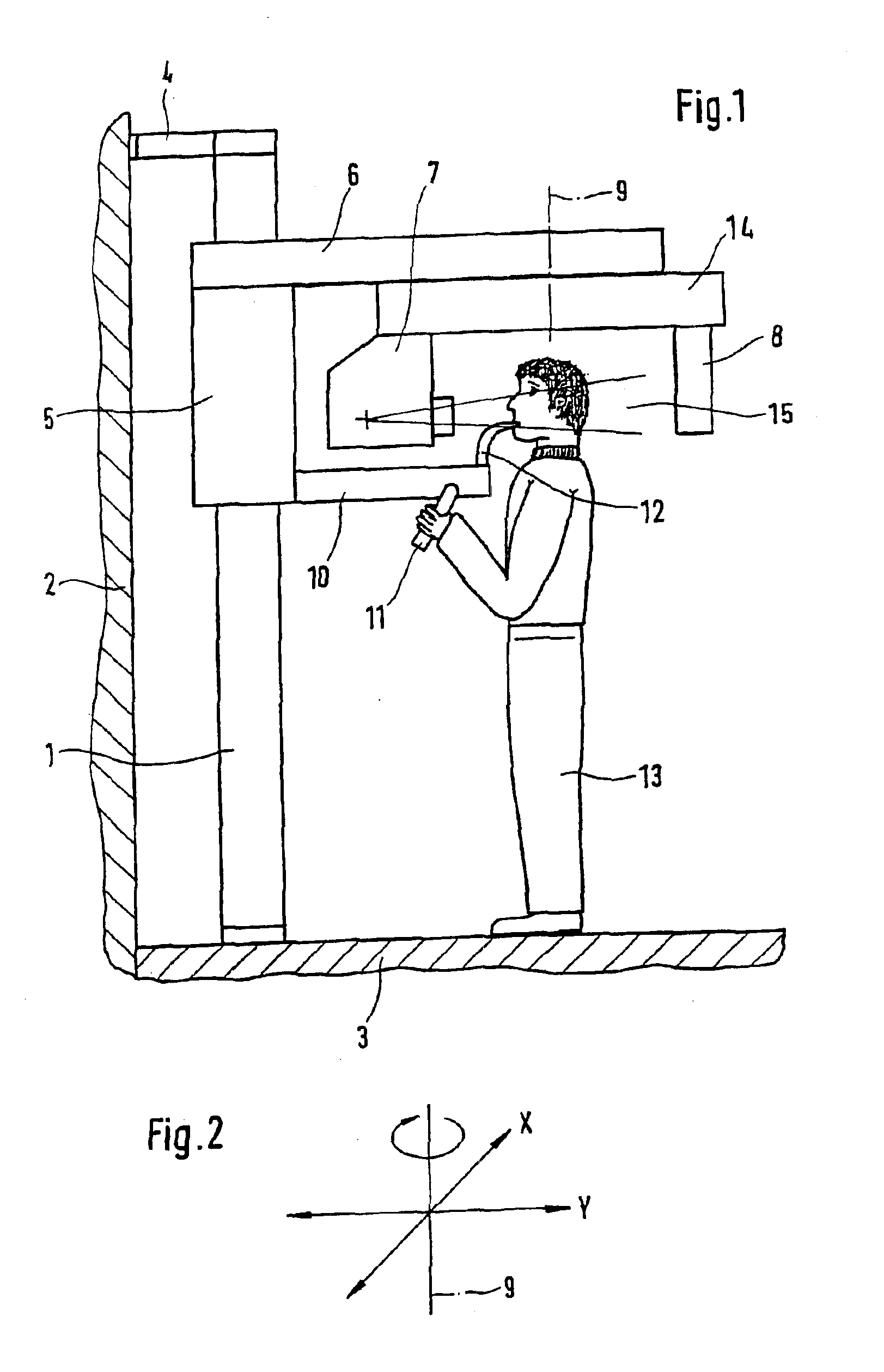 Dental X-ray device comprising a mobile support structure