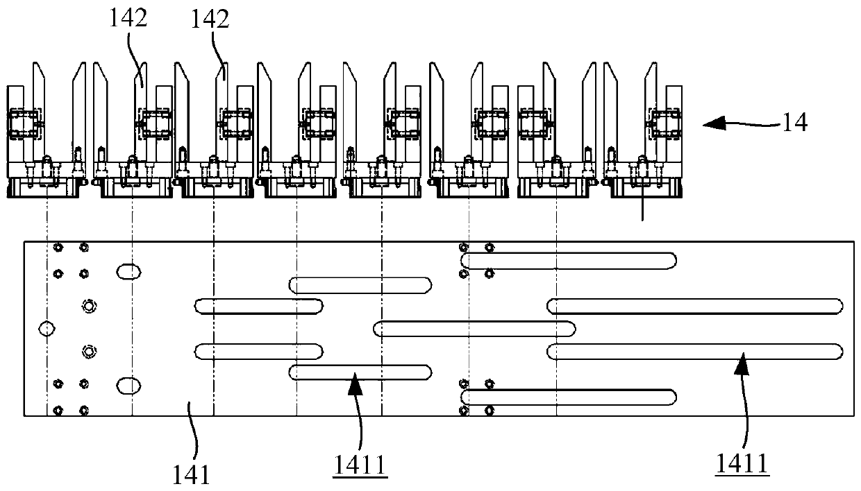 Automatic welding device for segment reinforcement cage and construction method thereof