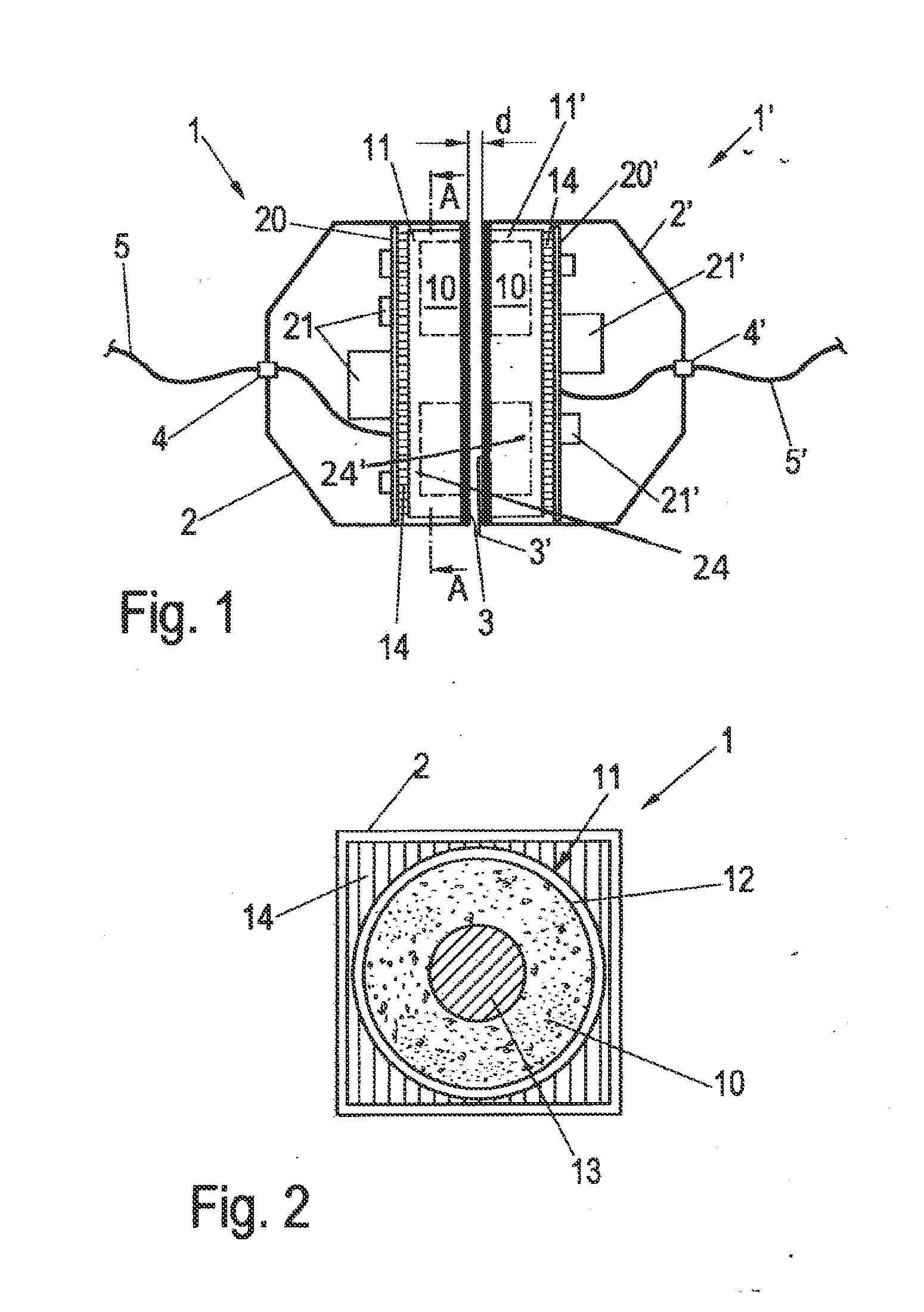 Plug device for contact-free inductive energy transfer and operating method for such a plug device