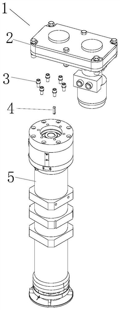 Heavy vehicle-mounted leveling leg with compact structure