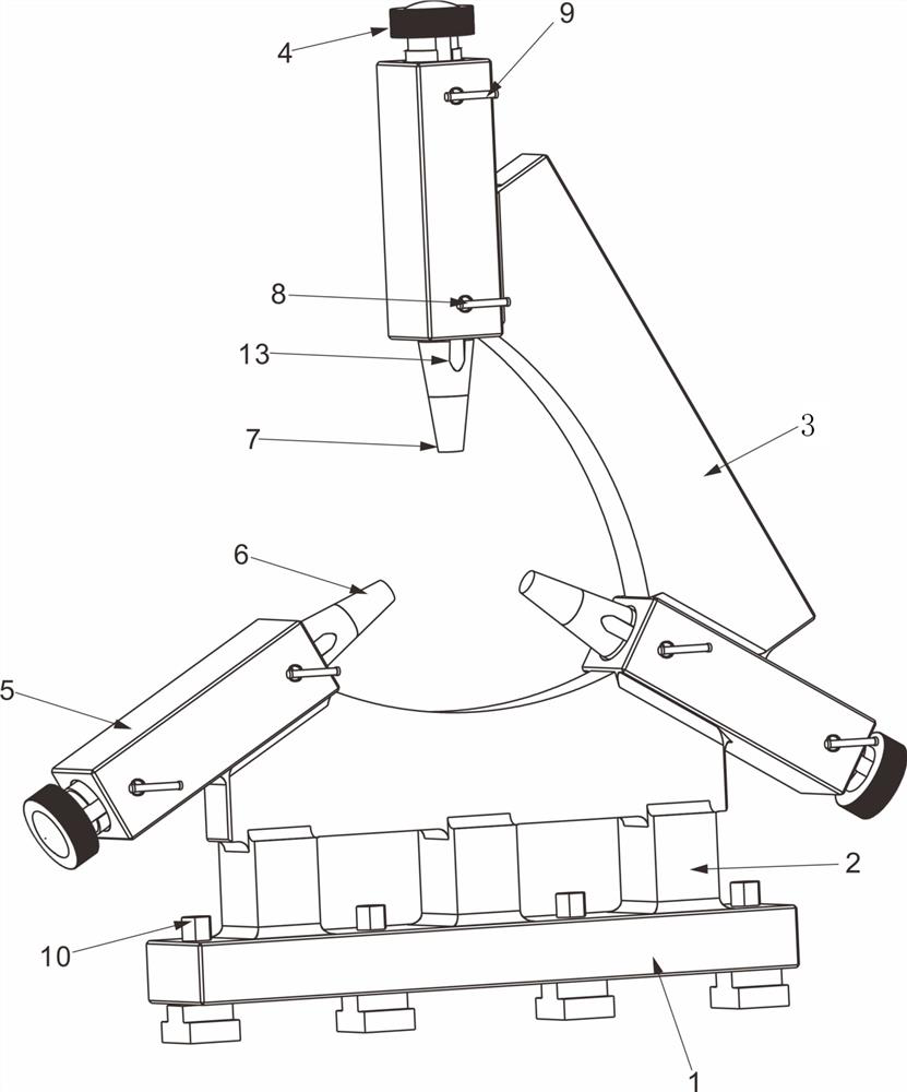 A center frame device for machining aircraft landing gear and its clamping method