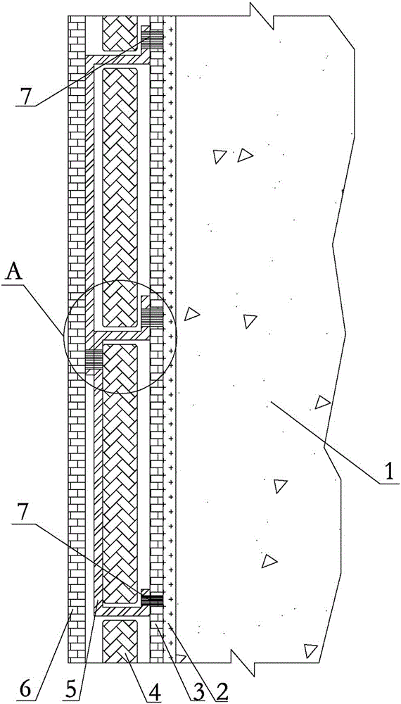 Circular tensioning connection method for insulation board clamped by double waterproof boards for tunnel