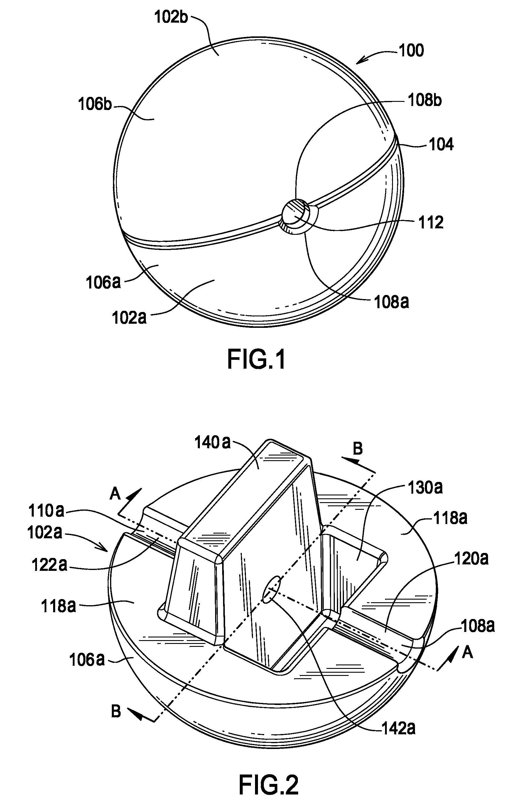Illuminated ball and mating element for forming such ball