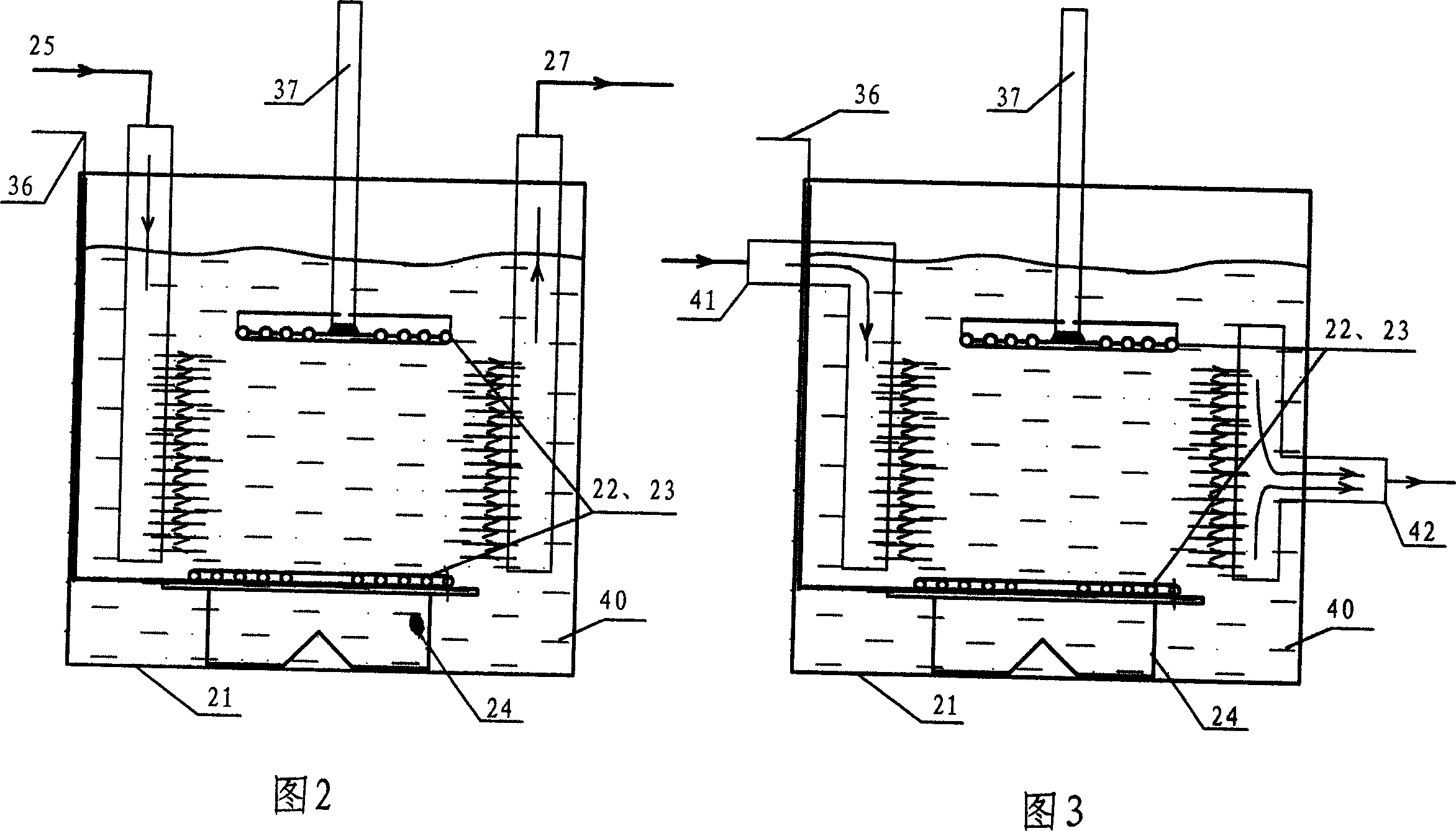 High-voltage AC motor voltage reducing liquid resistance device with circulation cooling system