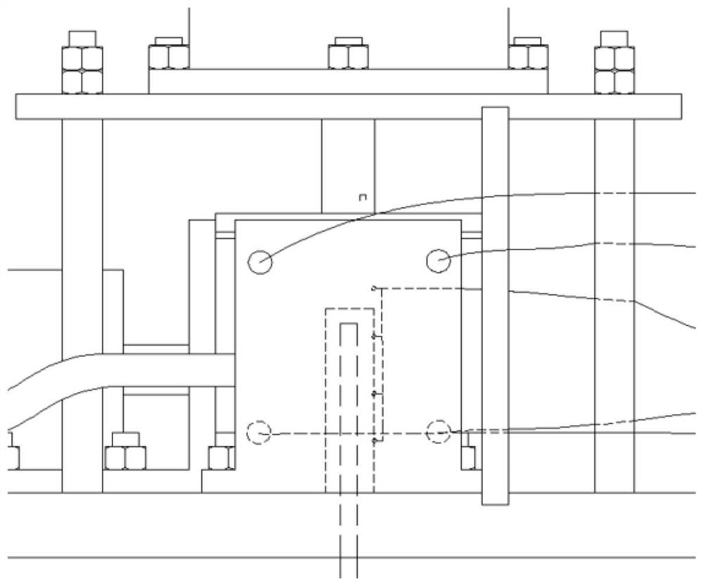 Simulation test system for upward drilling low-temperature fluid fracturing and method thereof