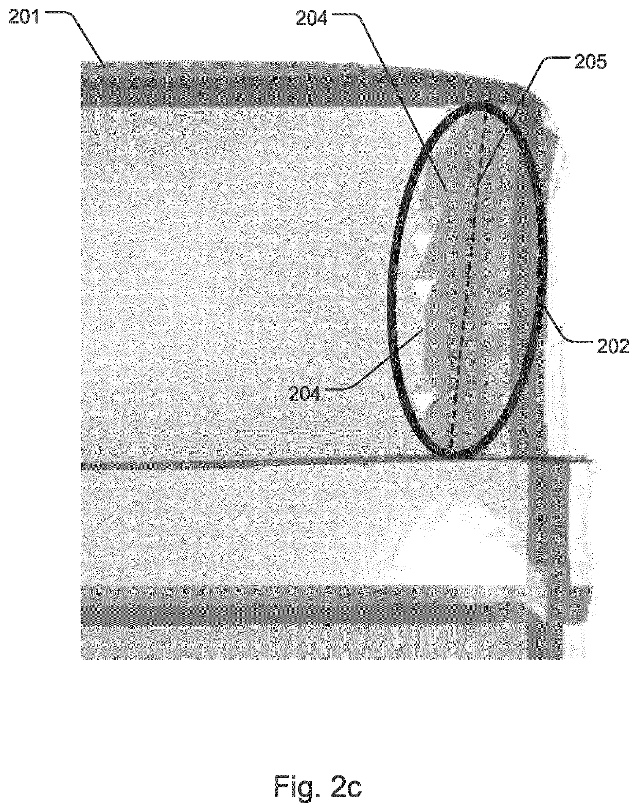 Detection of deviations in packaging containers for liquid food