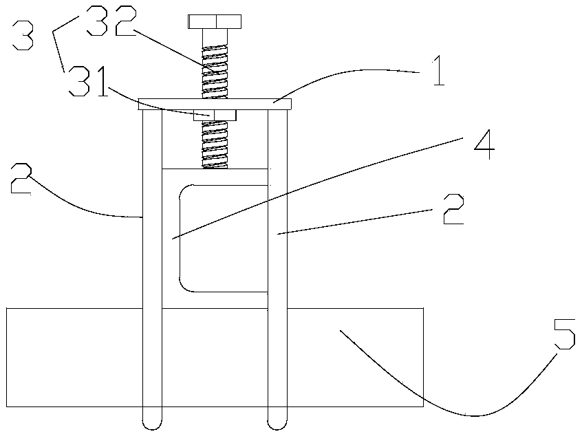 Clamping piece for connecting truss with connecting ring in sliding formwork platform