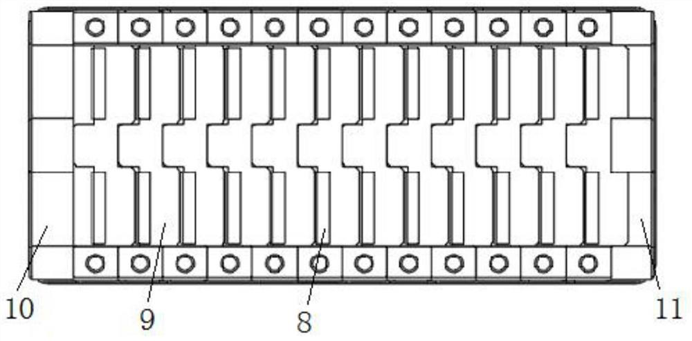 Split mounting type soft package lithium ion battery module based on water-cooling heat dissipation