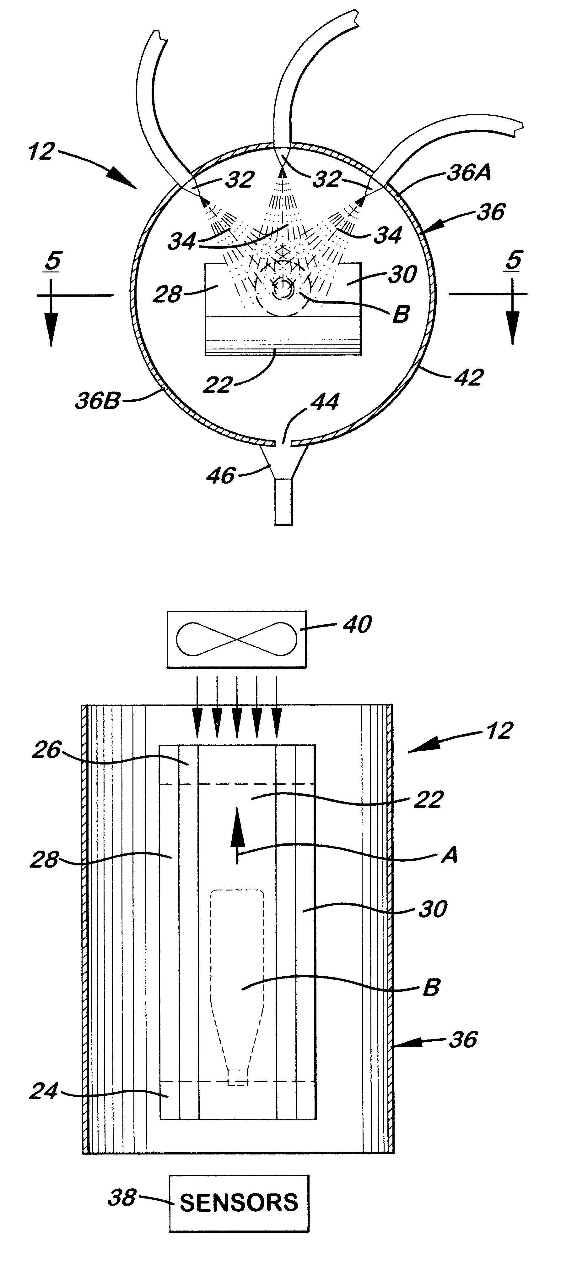 Automatic empty container return machine equipped with self-cleaning arrangement