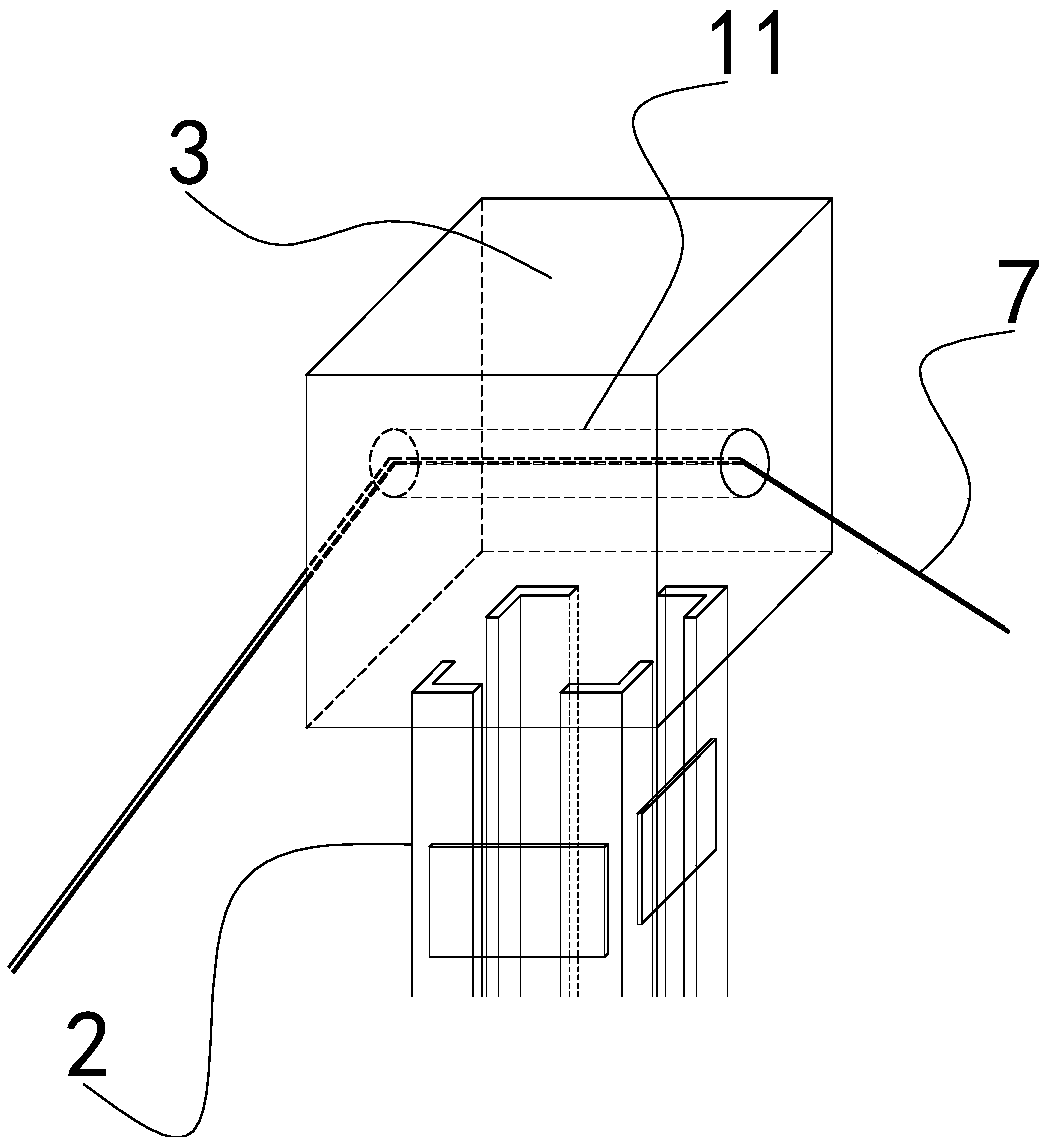 Tunnel-strode support large-span stand column device