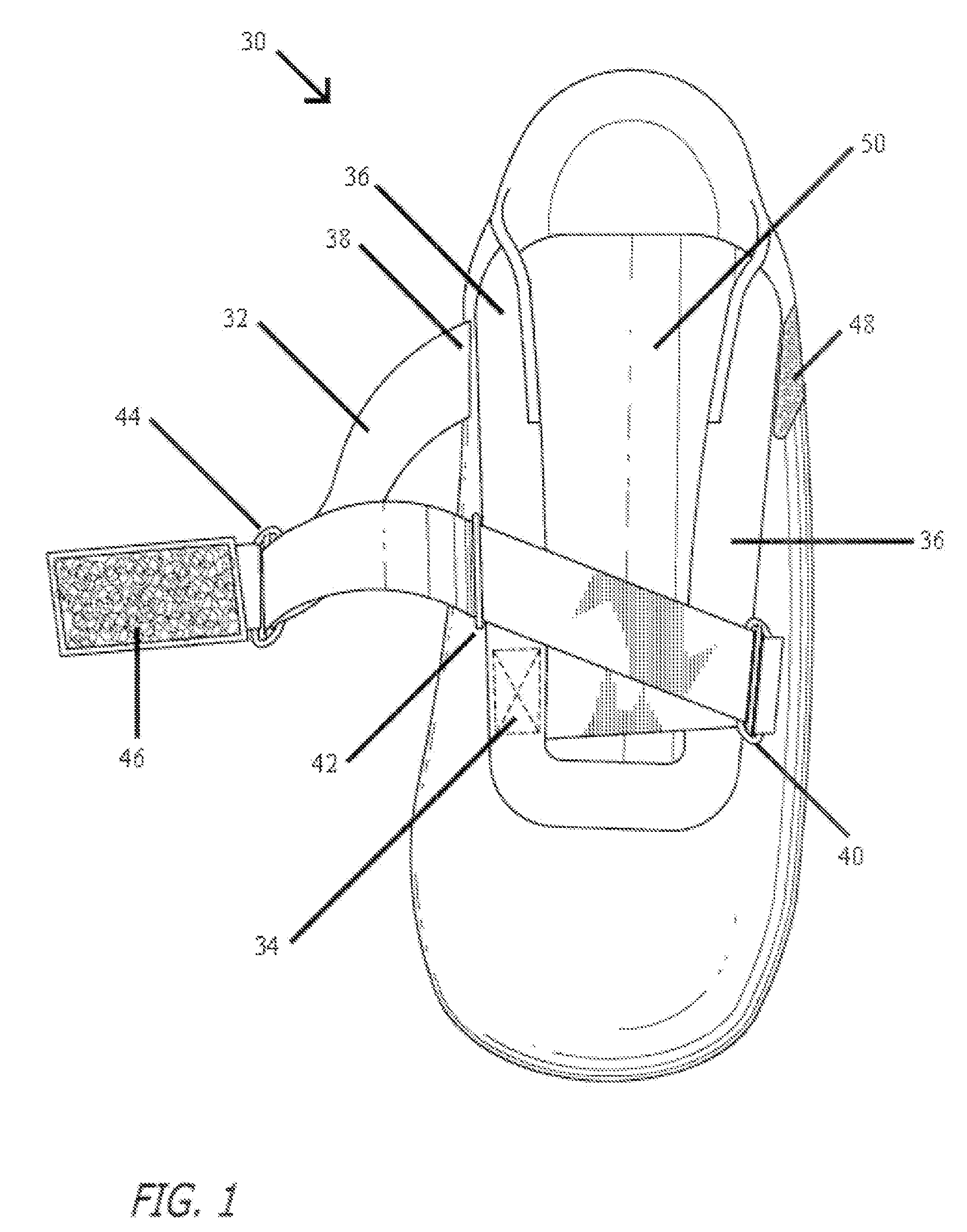 Closure device for shoe