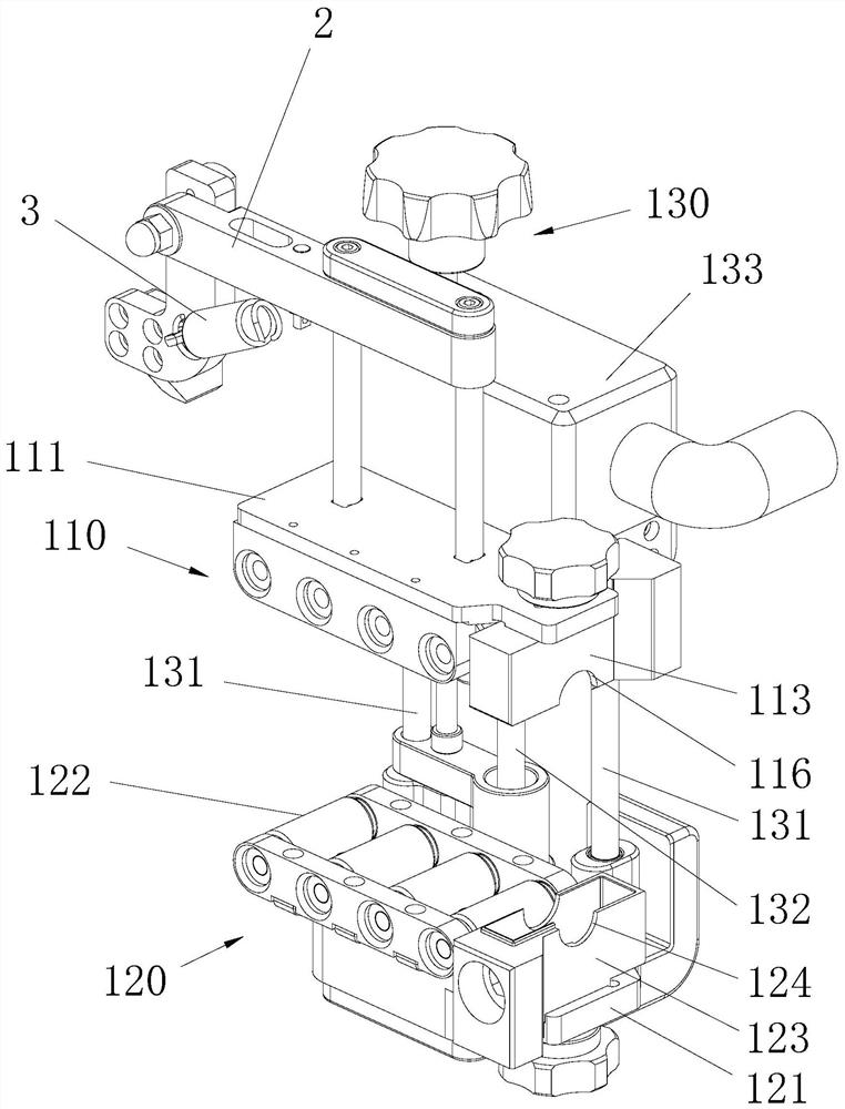 Spraying robot capable of achieving automatic cable feeding
