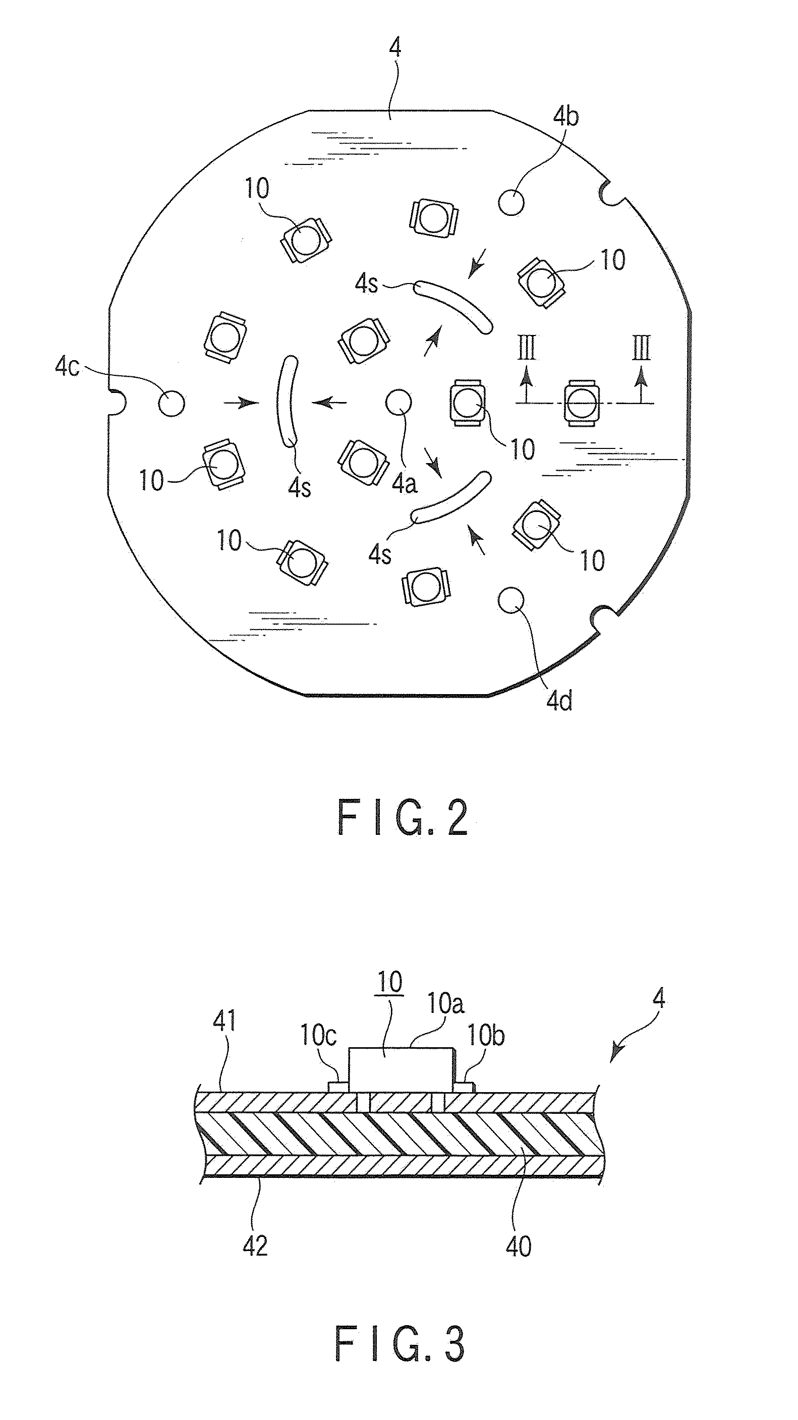 Lighting apparatus and substrate having plurality of light-emitting elements mounted thereon and incorporated in this lighting apparatus
