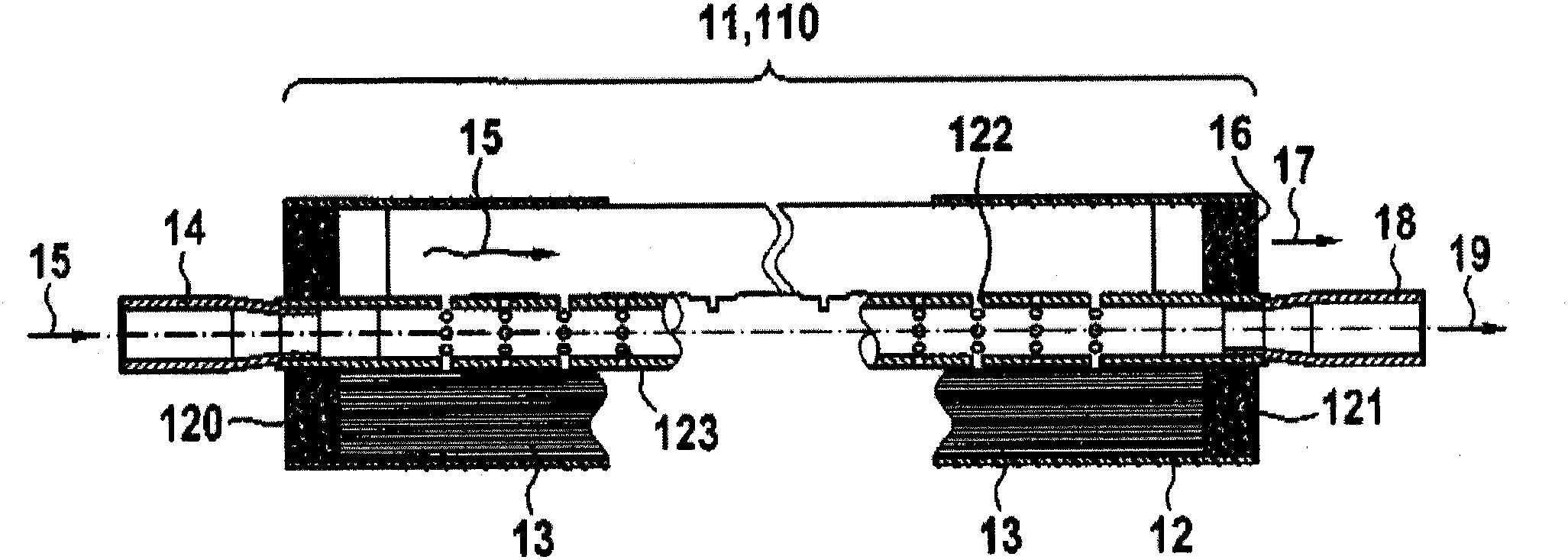 Device for filtering and separating flow media